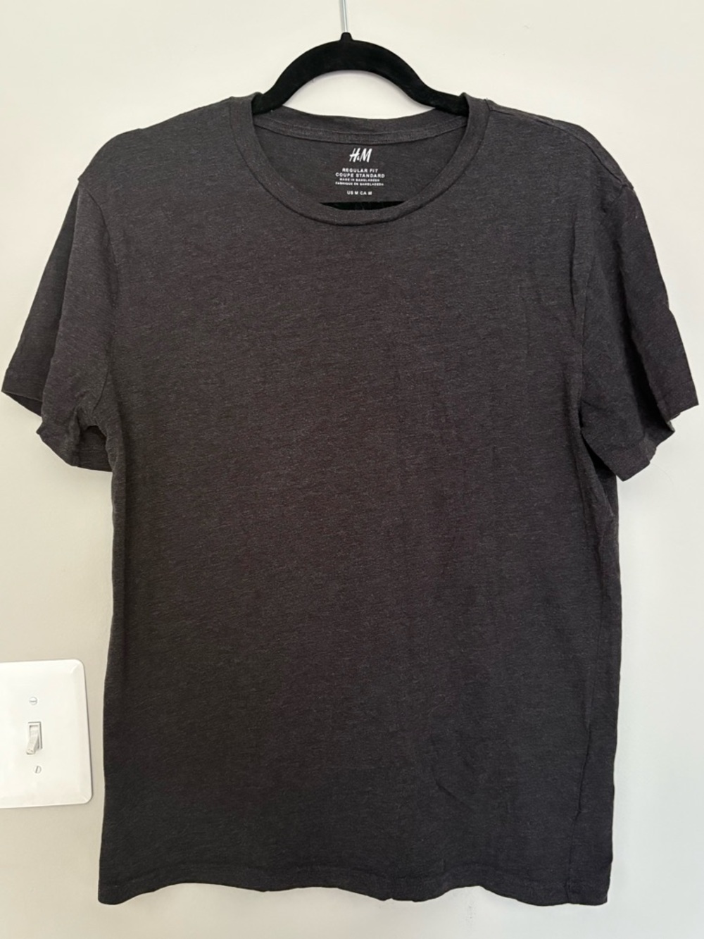 H&M Men's Short-Sleeve Crew T-Shirt in Charcoal